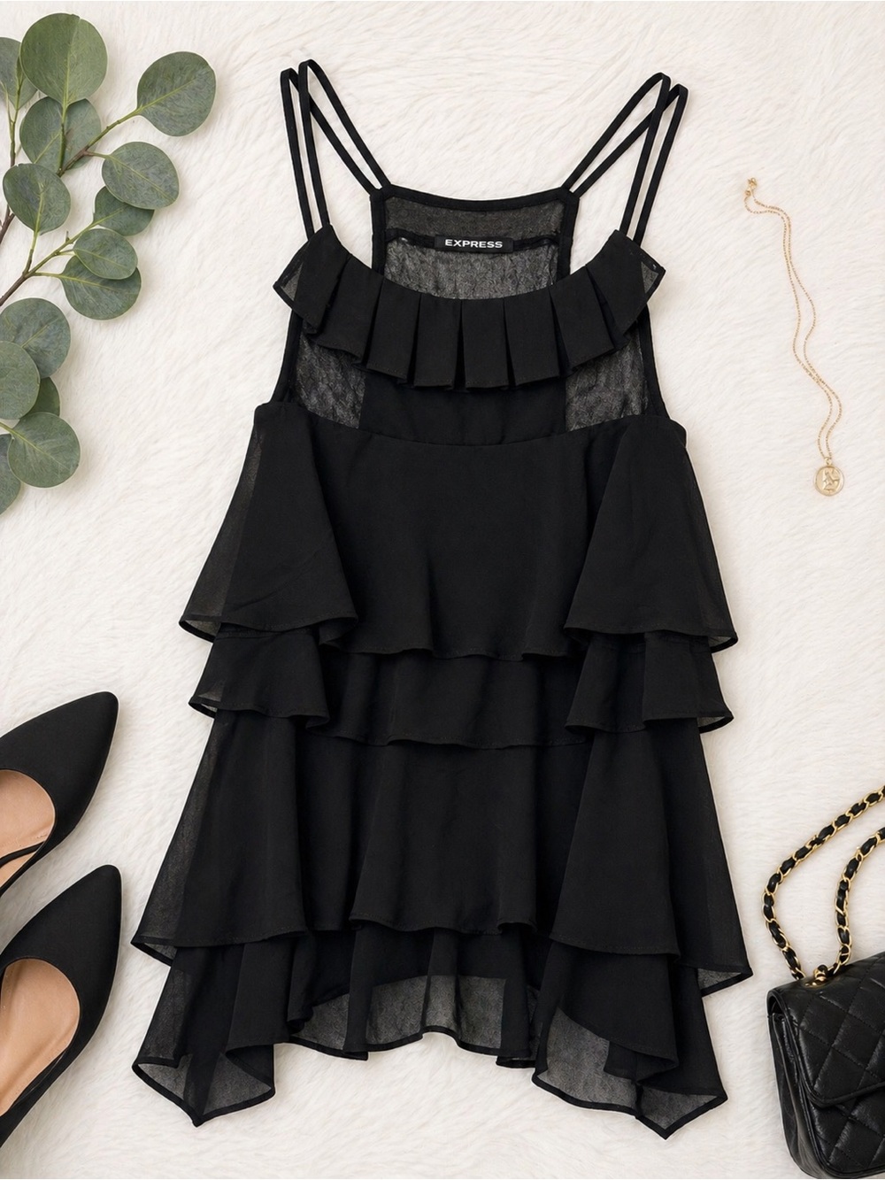 Express black tiered ruffle chiffon top 🖤
